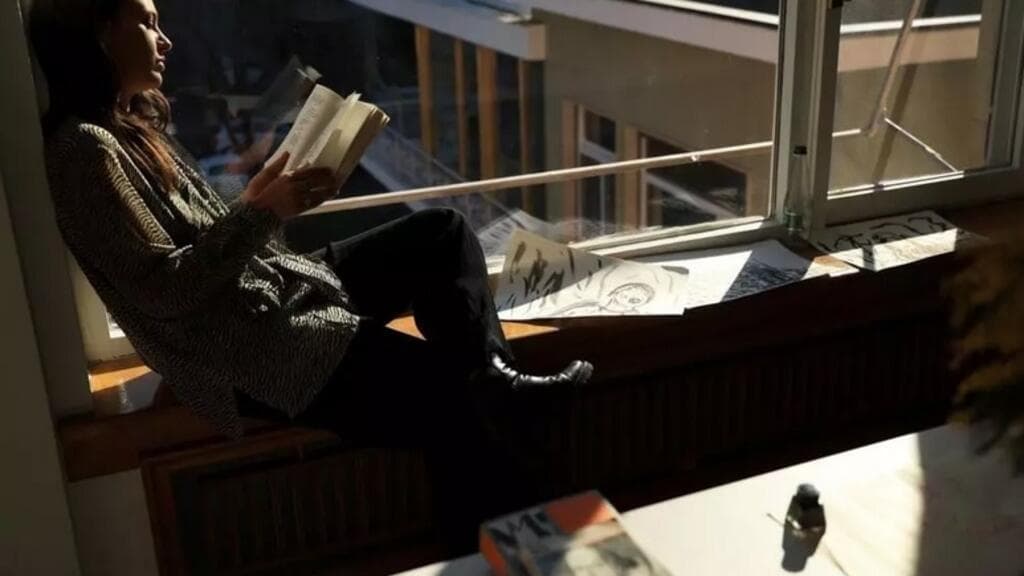 O clădire simbol din vremea dictaturii comuniste devine spațiu al libertății creatoare O clădire simbol din vremea dictaturii comuniste devine spațiu al libertății creatoare