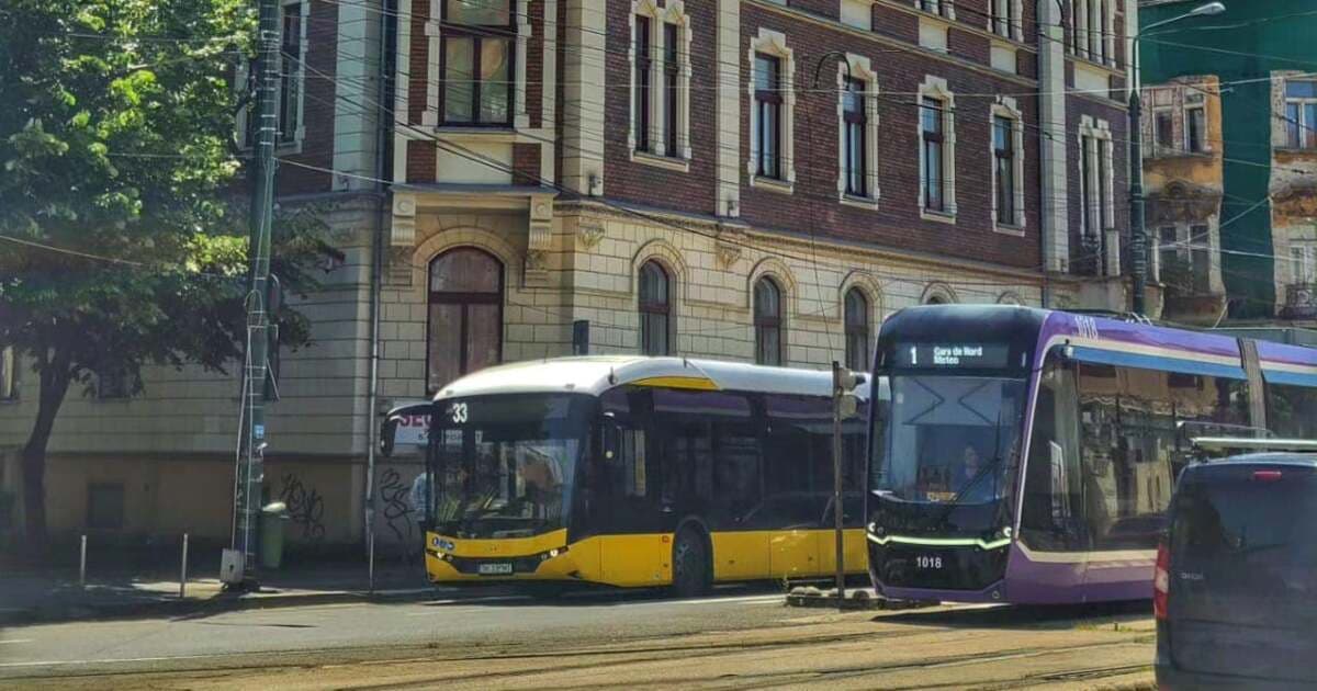 Bozankaya, singura companie de tramvaie scurte pentru linia 7, dar cu rivalitate la autobuze. Bozankaya, singura companie de tramvaie scurte pentru linia 7, dar cu rivalitate la autobuze.